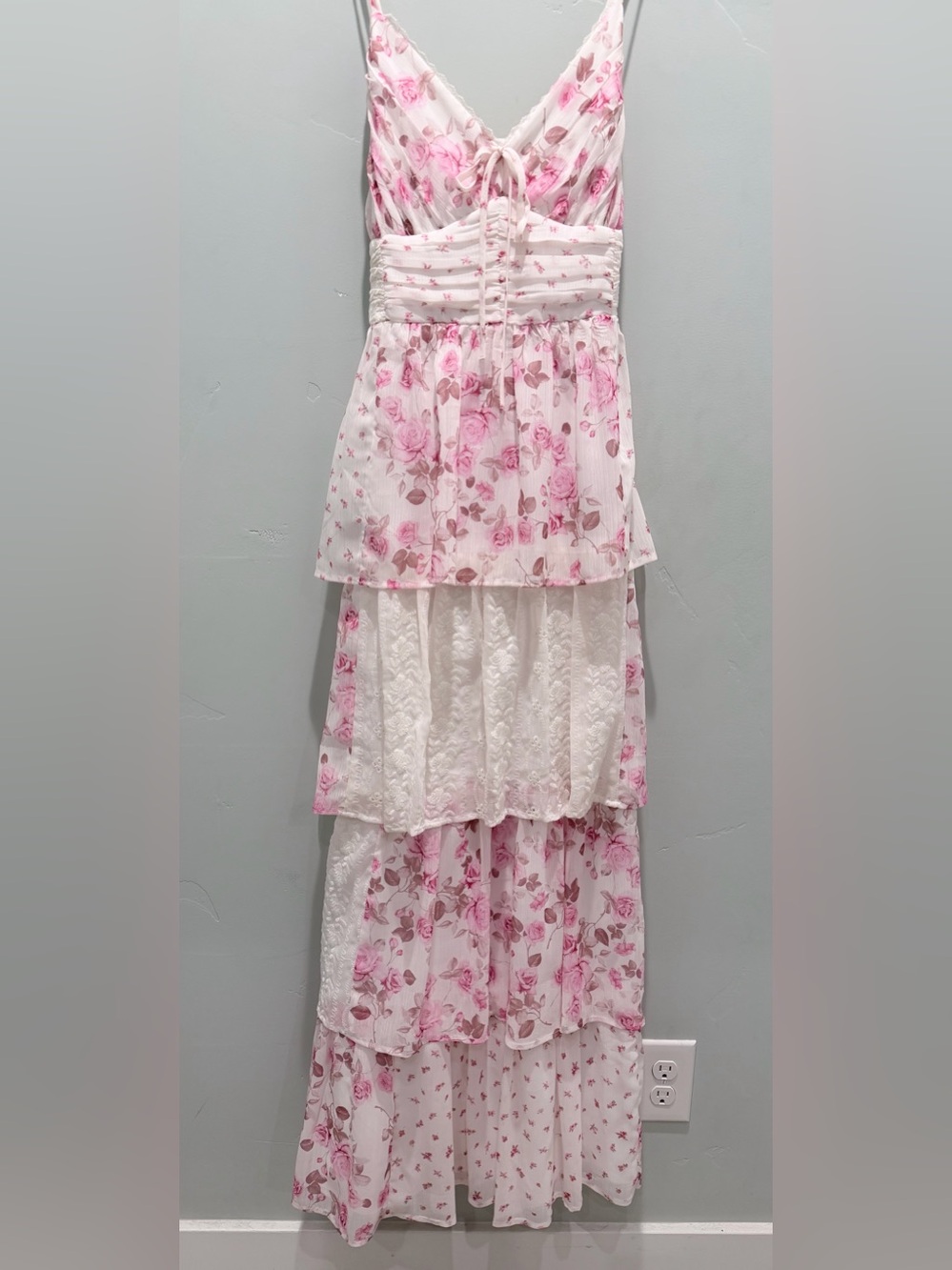 ARULA Pink Floral Tiered Maxi Skirt